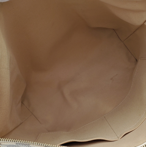 ๐ SOLD ๐ Louis Vuitton Totally PM in Damier Azur - Picture 16 of 17